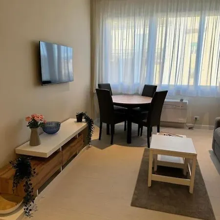 Degli Artisti - 4 Posti